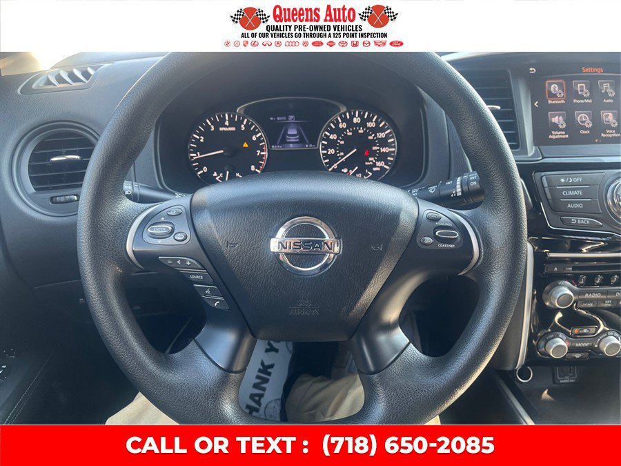 Used 2019 Nissan Pathfinder S AWD/4WD image 20