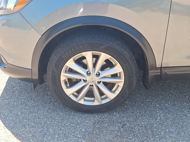 Used 2017 Nissan Rogue Sport S w/ S Appearance Package AWD/4WD image 16