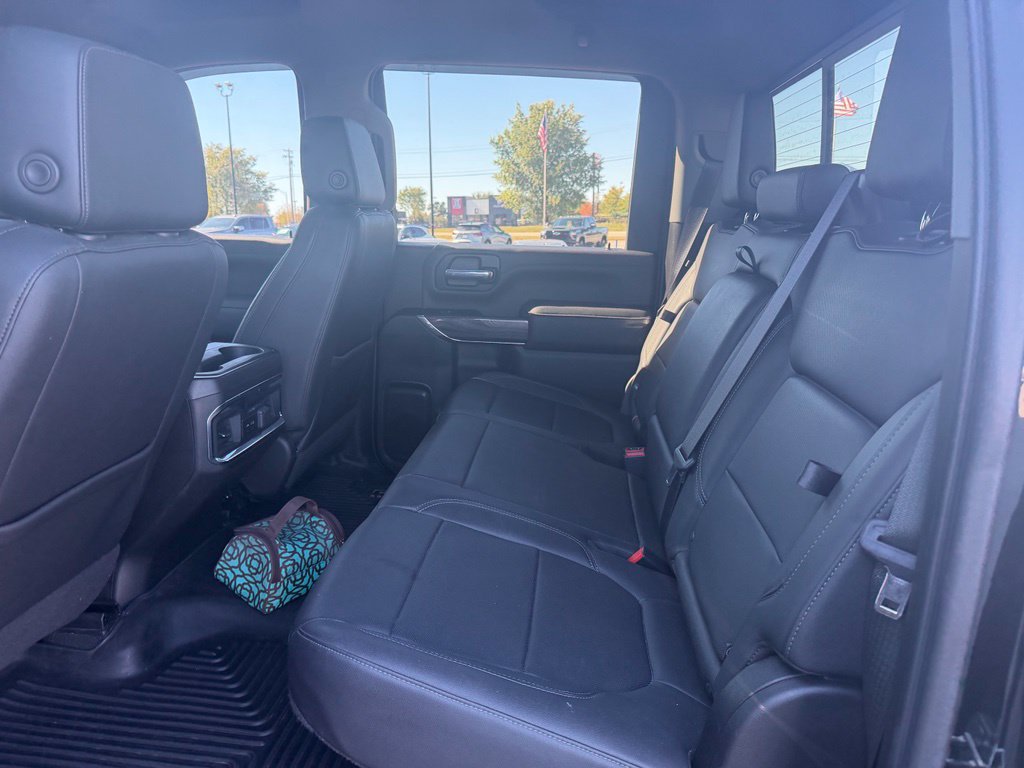 Used 2022 Chevrolet Silverado 2500 LTZ w/ LTZ Plus Package AWD/4WD image 7
