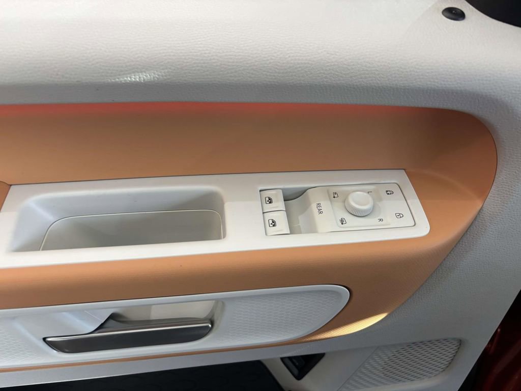 New 2025 Volkswagen ID. Buzz Pro S Plus image 11