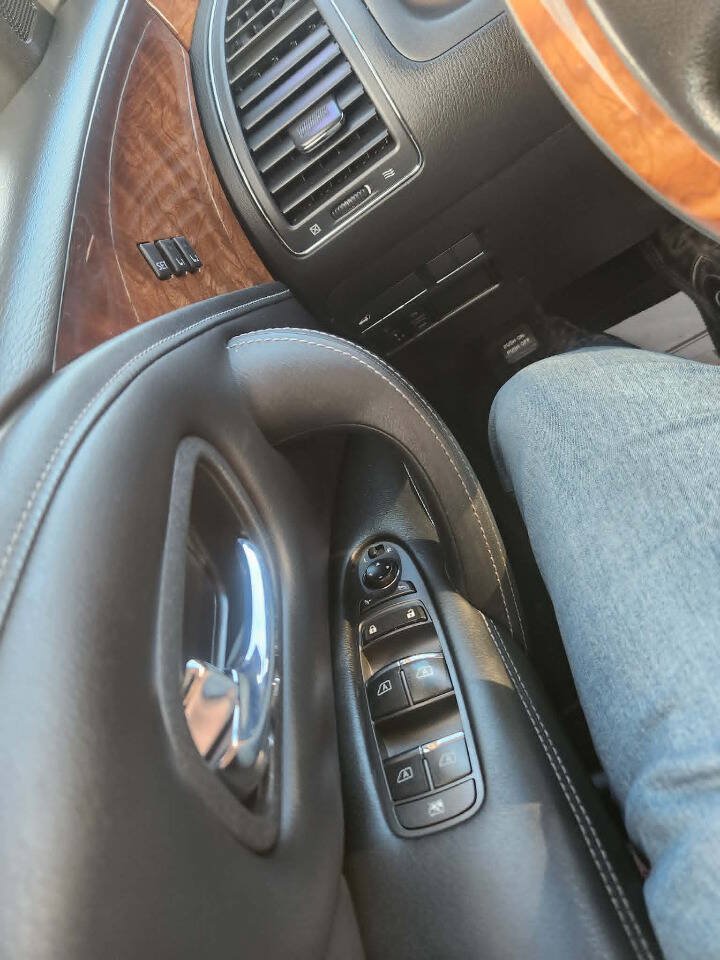 Used 2017 INFINITI QX80 4WD image 28