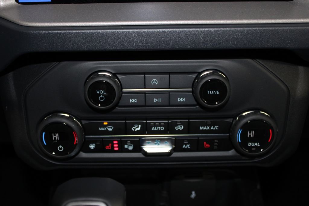 New 2025 Ford Bronco Outer Banks image 42