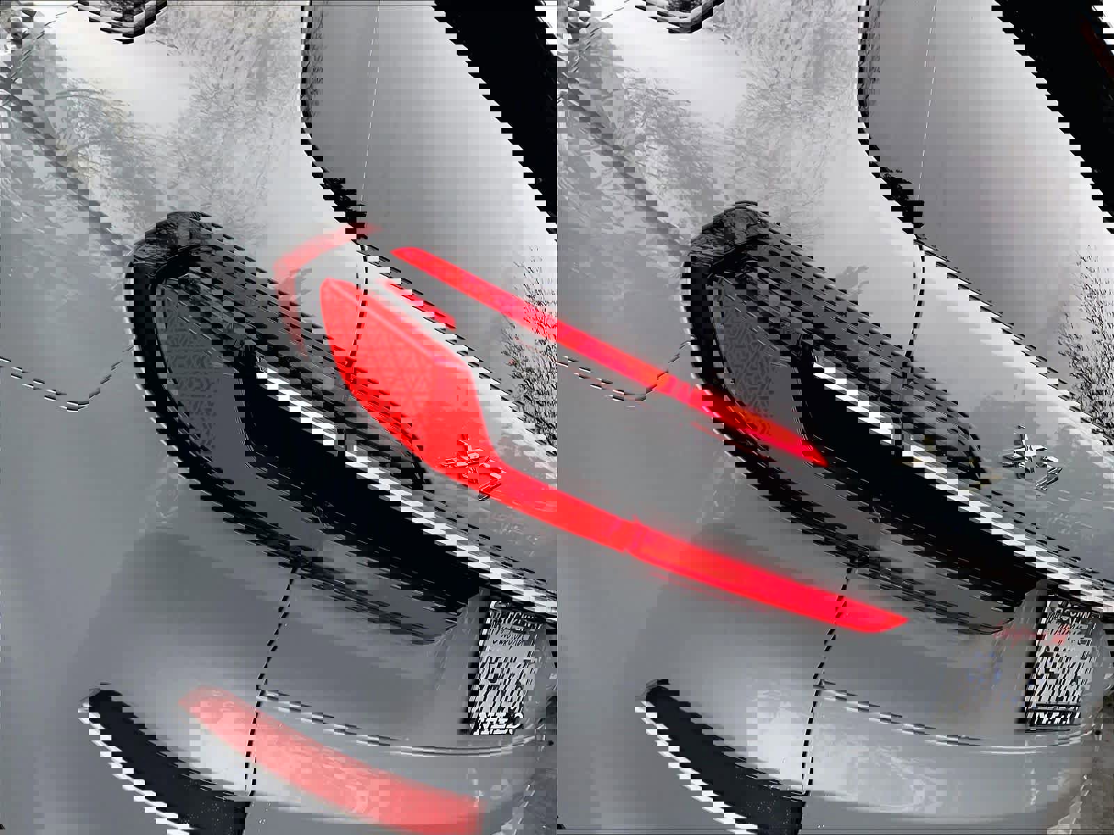 Used 2023 BMW X7 xDrive40i w/ M Sport Package image 32