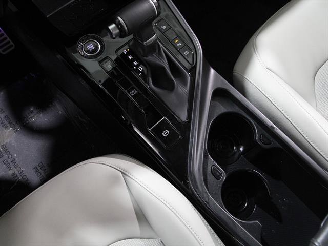 Used 2023 Kia Niro EX Touring image 16