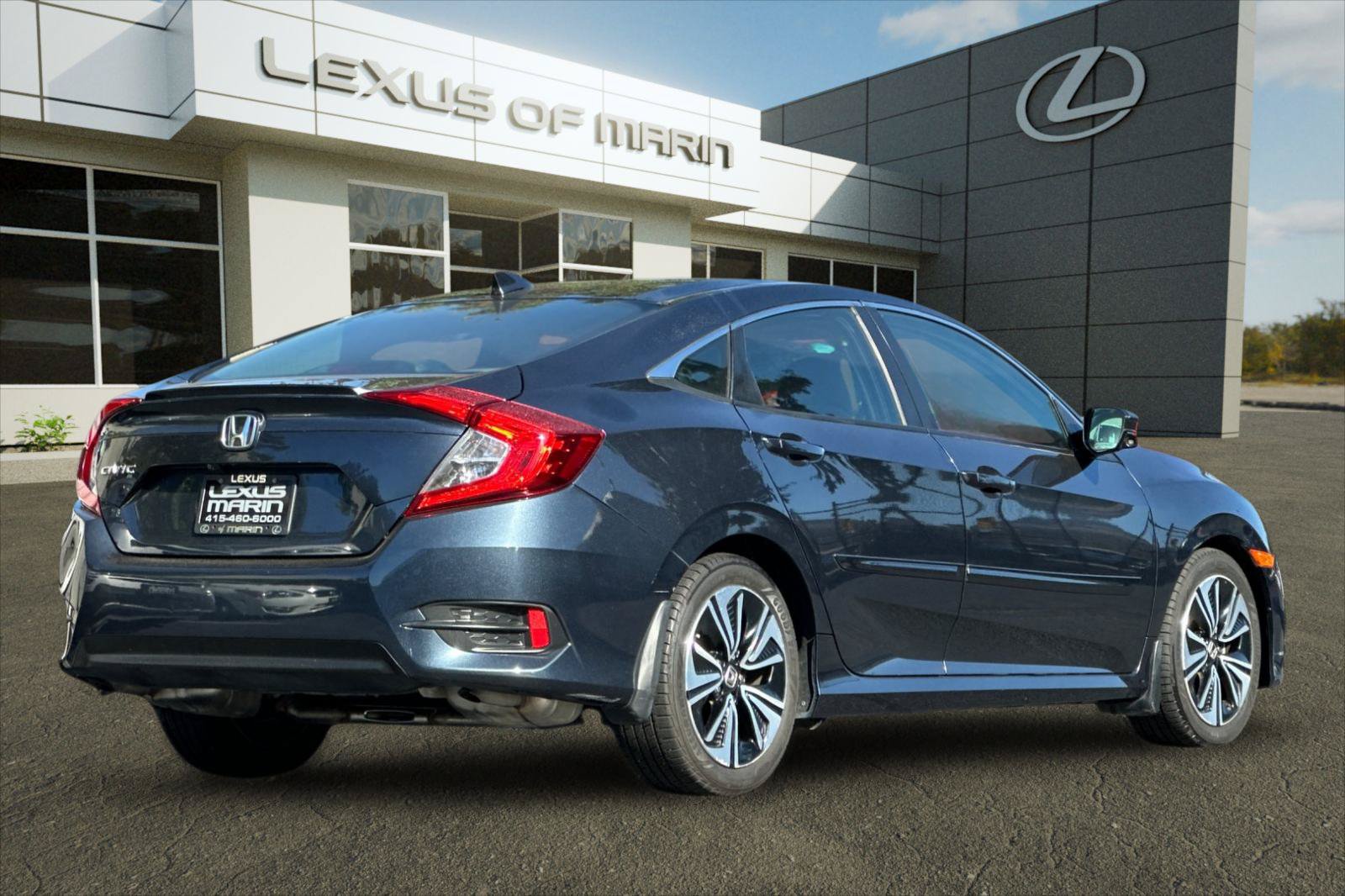 Used 2016 Honda Civic EX-T image 9