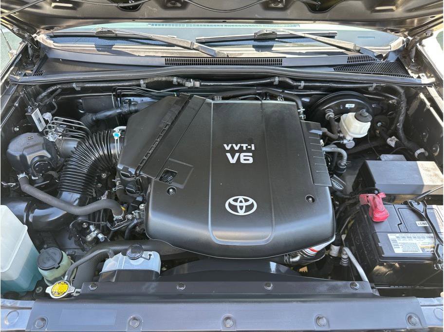 Used 2013 Toyota Tacoma PreRunner image 26