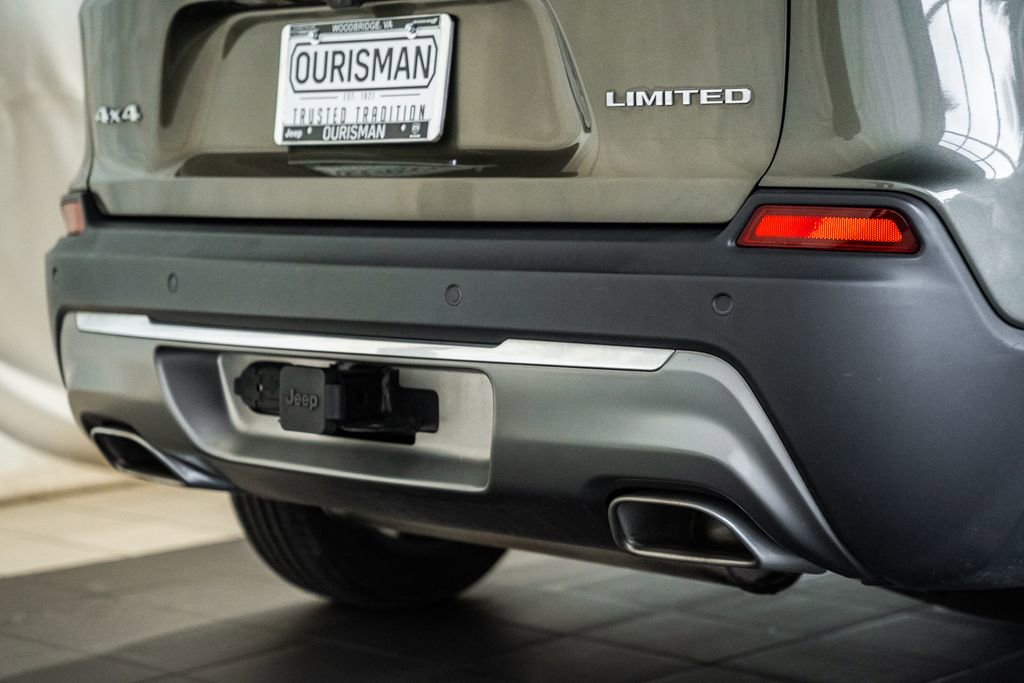 Certified 2019 Jeep Cherokee Limited w/ Trailer Tow Group image 11