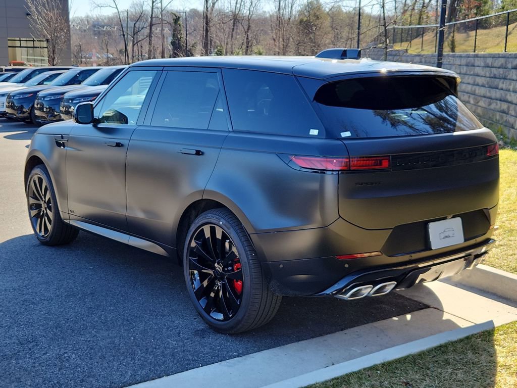 New 2026 Land Rover Range Rover Sport Dynamic SE AWD/4WD image 12