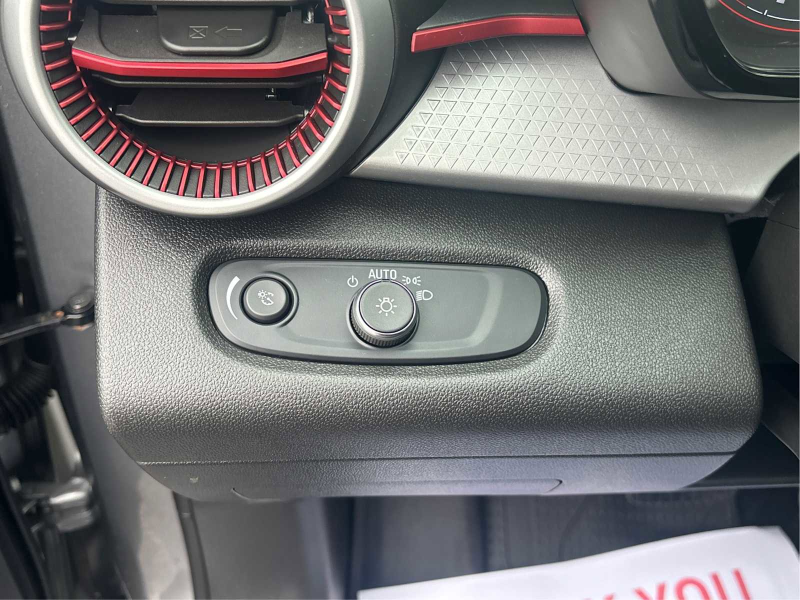 Certified 2024 Chevrolet Trax RS w/ Driver Confidence Package image 20