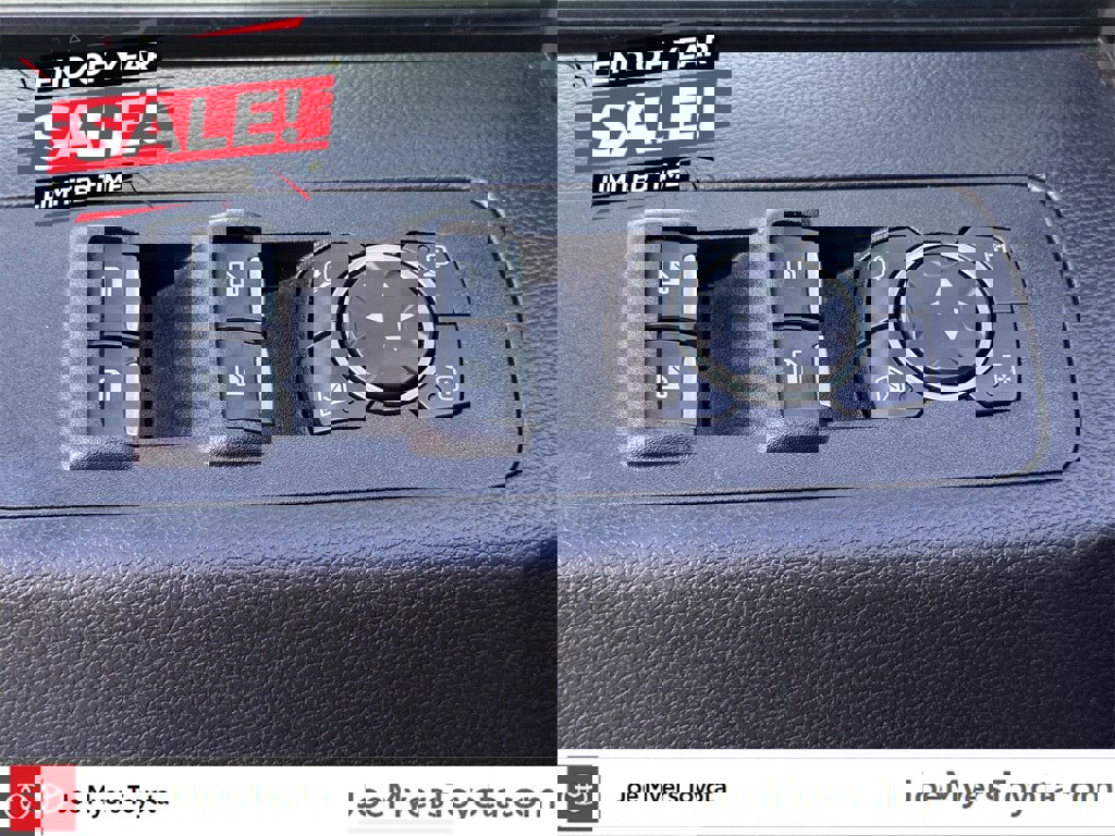 Used 2018 Ford F150 Raptor w/ Equipment Group 802A Luxury image 38