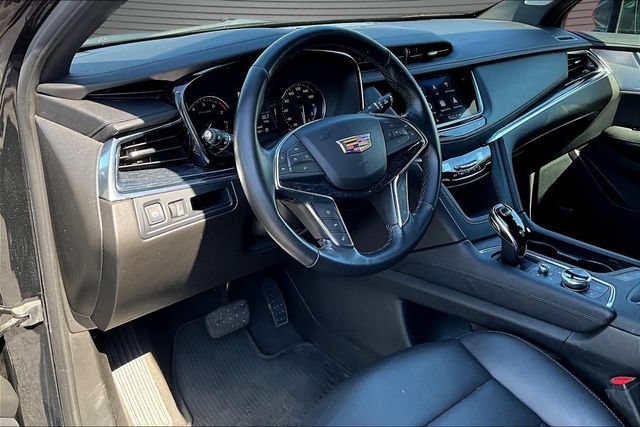 Certified 2023 Cadillac XT5 Premium Luxury AWD/4WD image 17