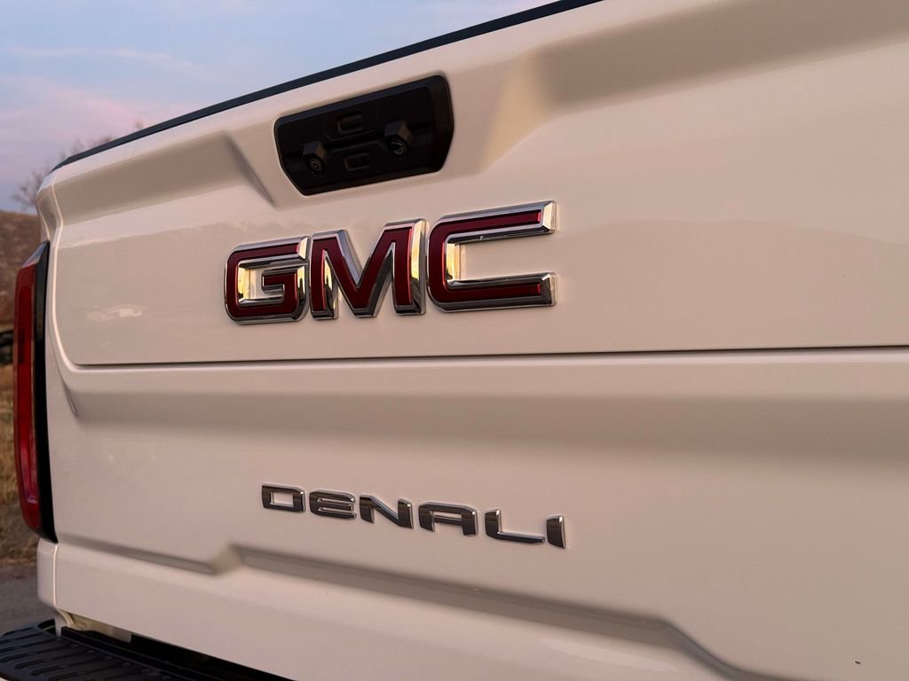 Used 2020 GMC Sierra 2500 Denali w/ Denali Ultimate Package image 13