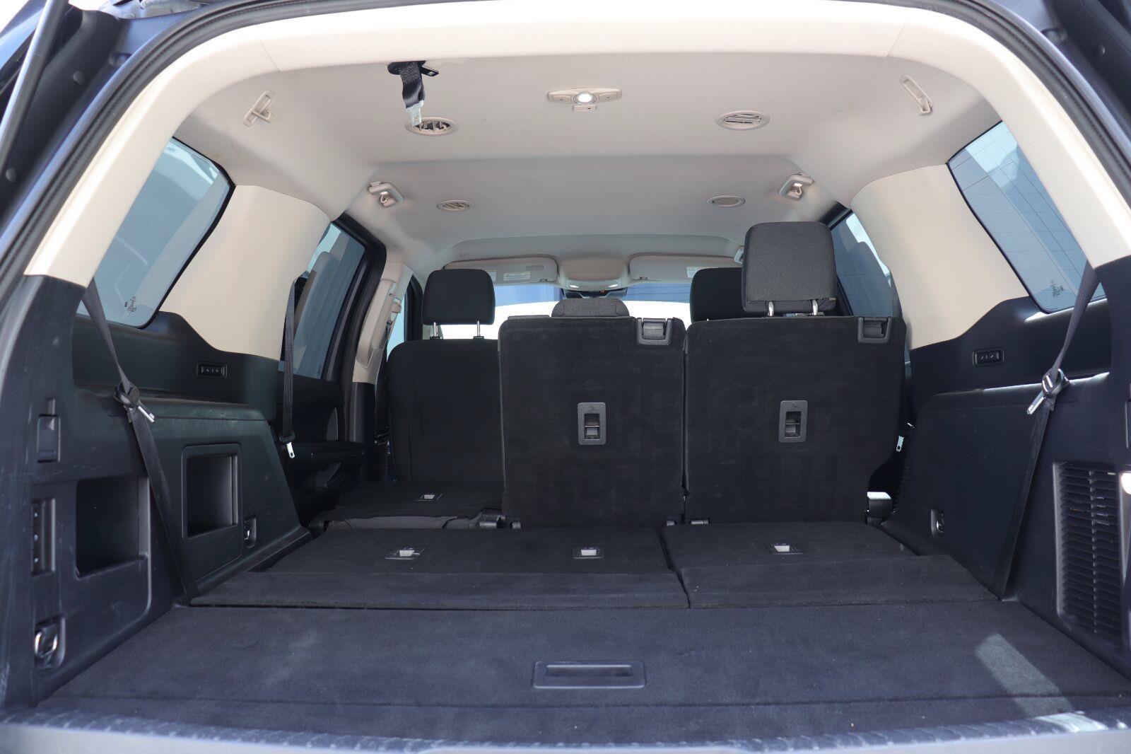 Used 2022 Ford Expedition XLT AWD/4WD image 18