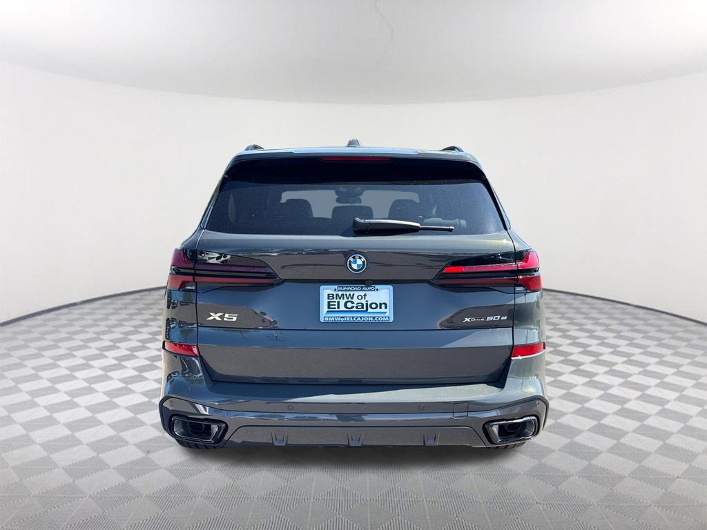 New 2026 BMW X5 xDrive50e w/ Executive Package AWD/4WD image 5