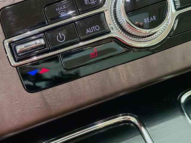 Used 2023 Lincoln Aviator Reserve w/ Class IV Trailer Tow Package image 24