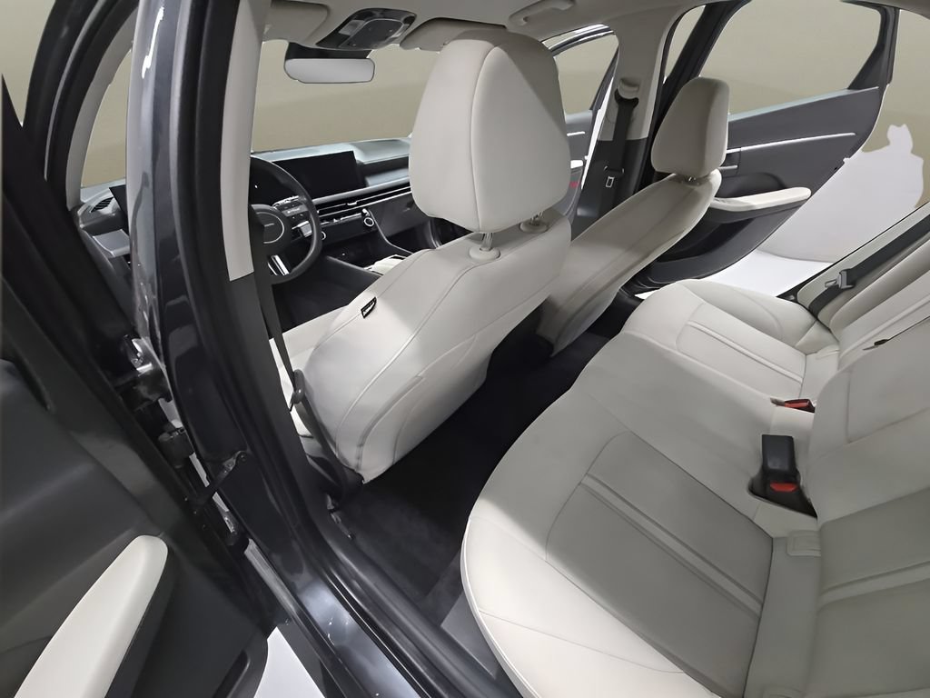 Certified 2025 Hyundai Sonata SEL FWD image 16