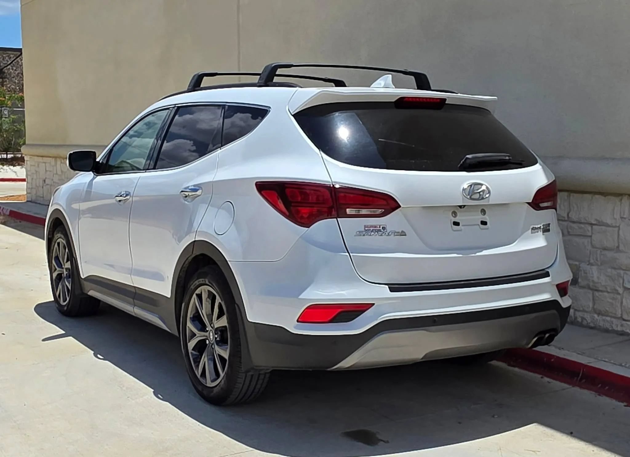 Used 2018 Hyundai Santa Fe Sport w/ Cargo Package FWD image 6