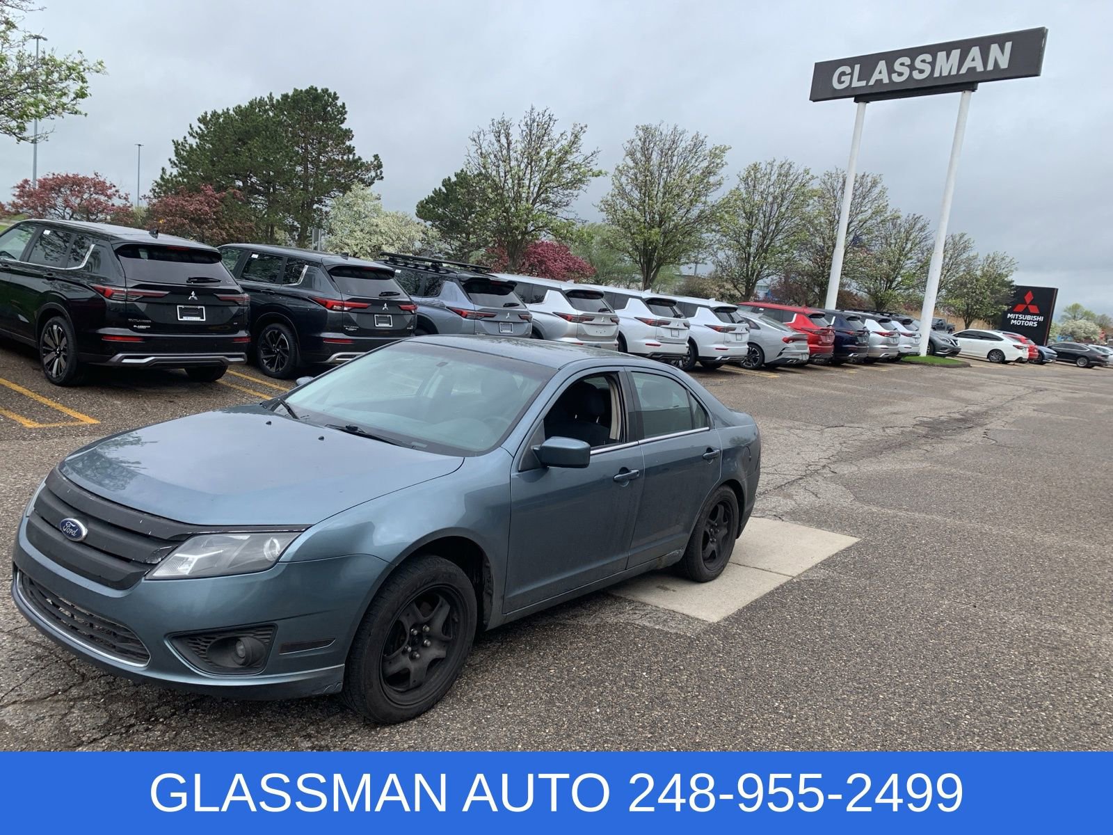 Used 2011 Ford Fusion SE FWD image 1