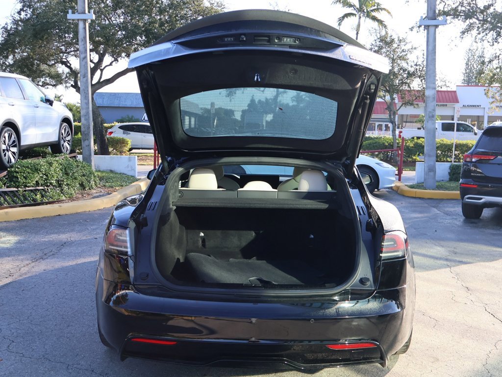 Used 2023 Tesla Model S Plaid image 22