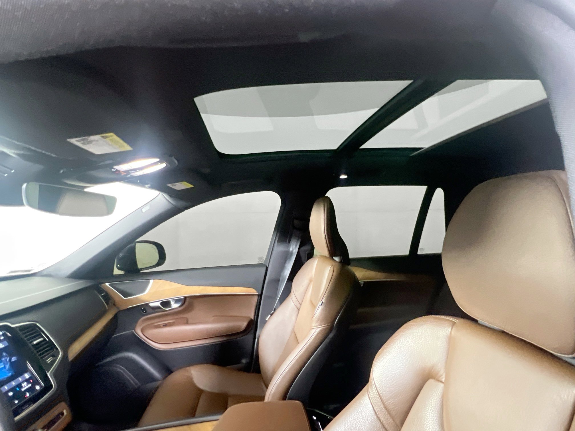 Used 2023 Volvo XC90 B6 Plus w/ Protection Package Premier image 22