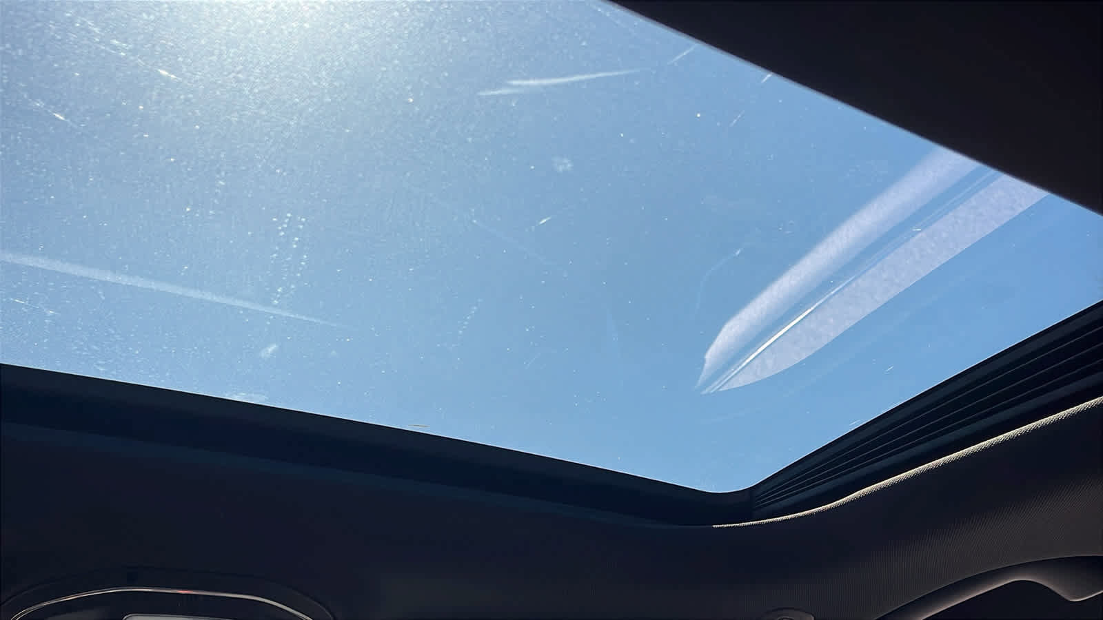 Used 2025 Jeep Grand Cherokee Altitude image 30