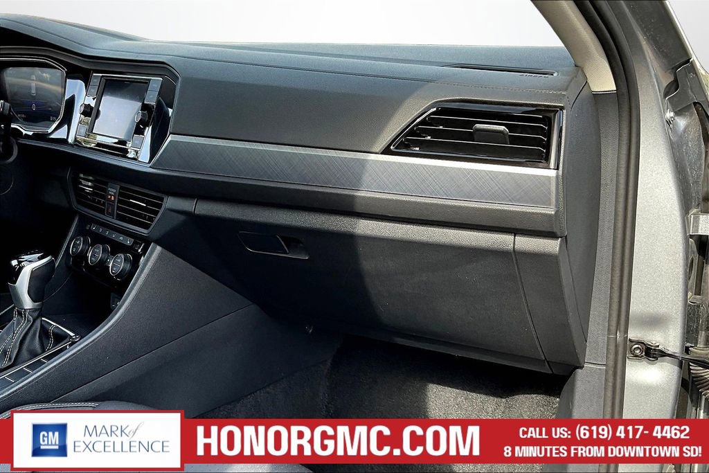 Used 2024 Volkswagen Jetta SE image 25