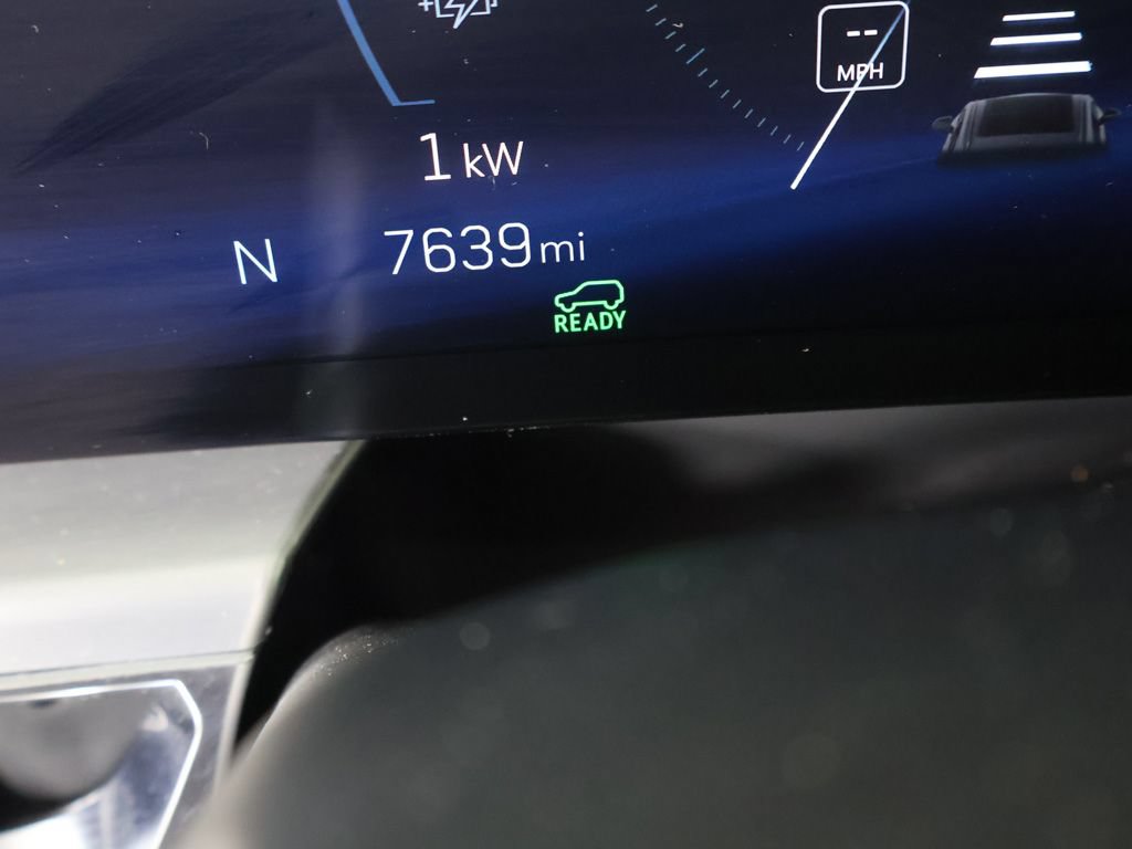 Used 2025 Cadillac Lyriq Luxury RWD image 41
