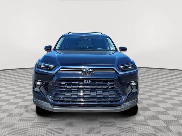 Used 2024 Toyota Grand Highlander Platinum image 3