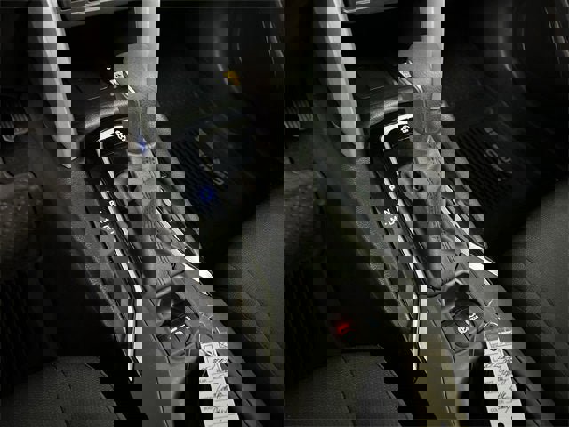 Used 2023 Toyota Corolla Cross LE image 15