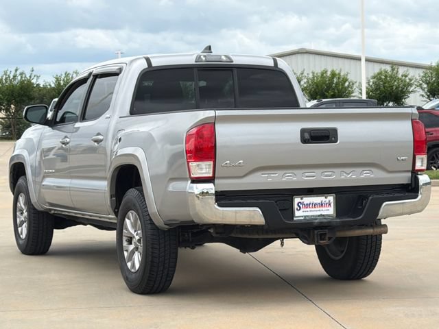 Used 2017 Toyota Tacoma SR5 w/ Tow Package AWD/4WD image 5