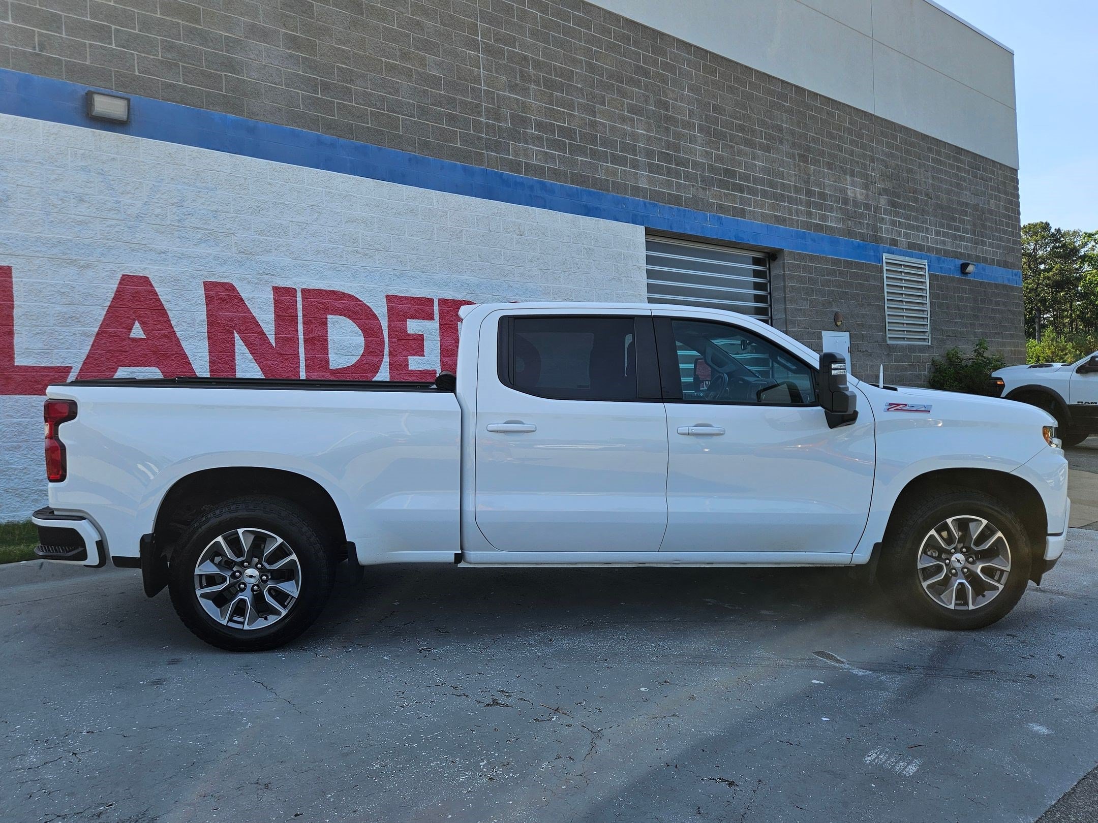 Used 2021 Chevrolet Silverado 1500 RST AWD/4WD image 8