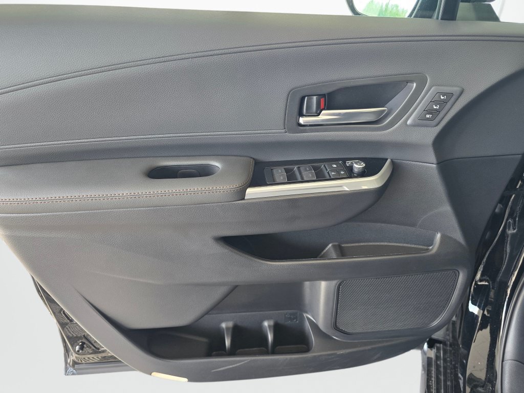 New 2026 Toyota Sienna Limited AWD/4WD image 33