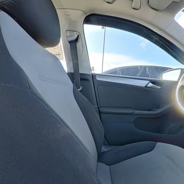 Used 2017 Volkswagen Jetta S FWD image 28