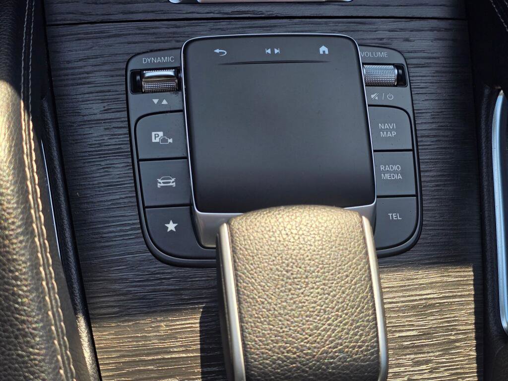 Used 2024 Mercedes-Benz GLE 350 4MATIC w/ 3rd Row Seat Package image 44