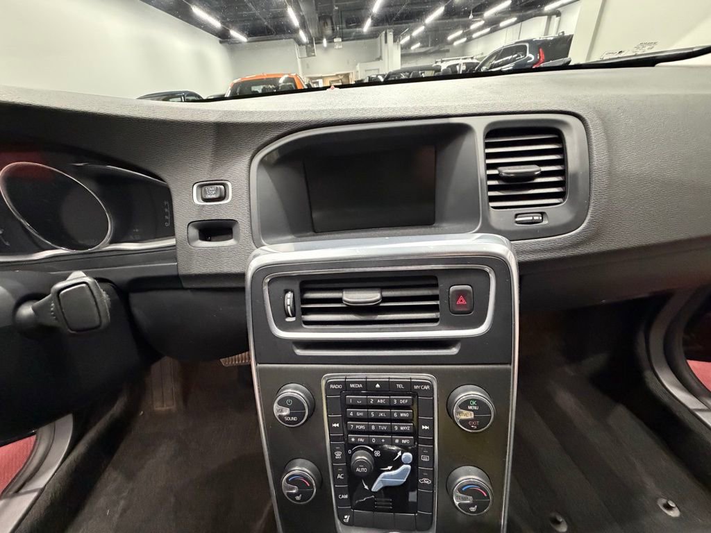 Used 2015 Volvo S60 T5 Premier Plus image 30