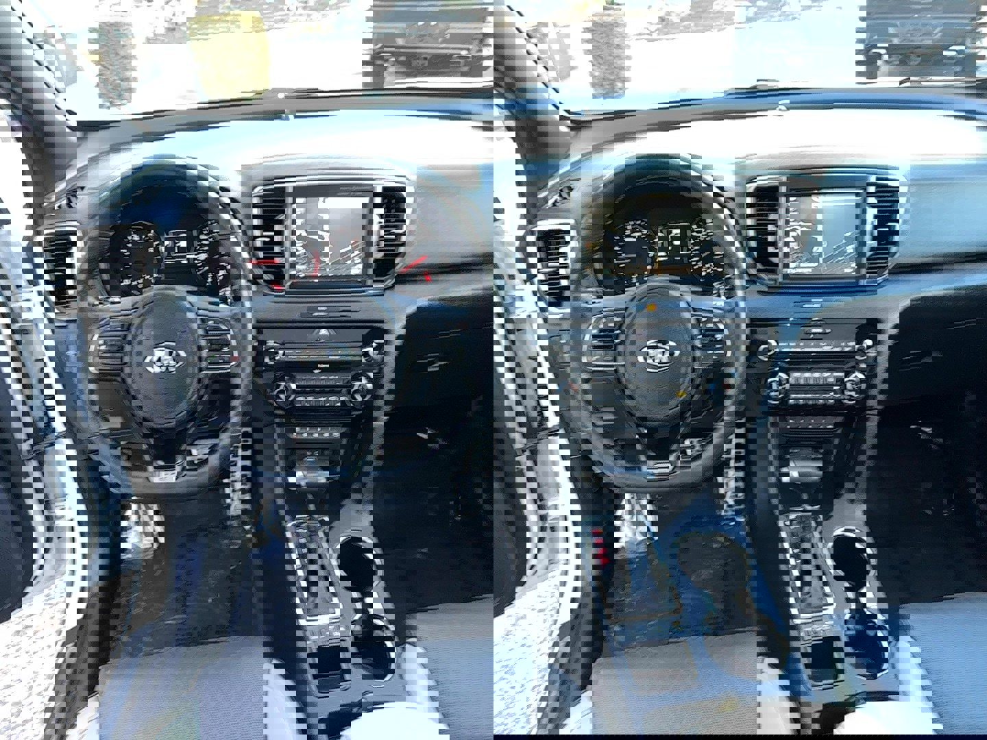 Used 2017 Kia Sportage SX image 7