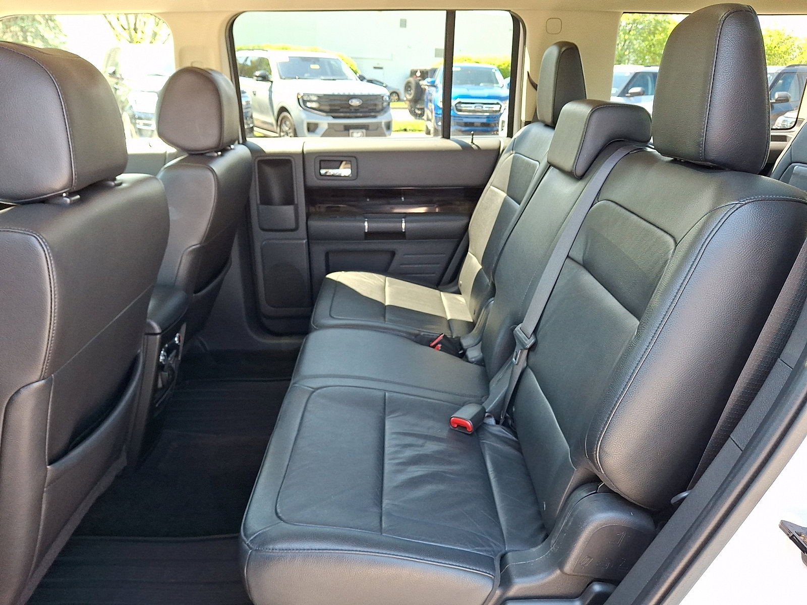 Used 2016 Ford Flex SEL w/ Equipment Group 202A AWD/4WD image 13