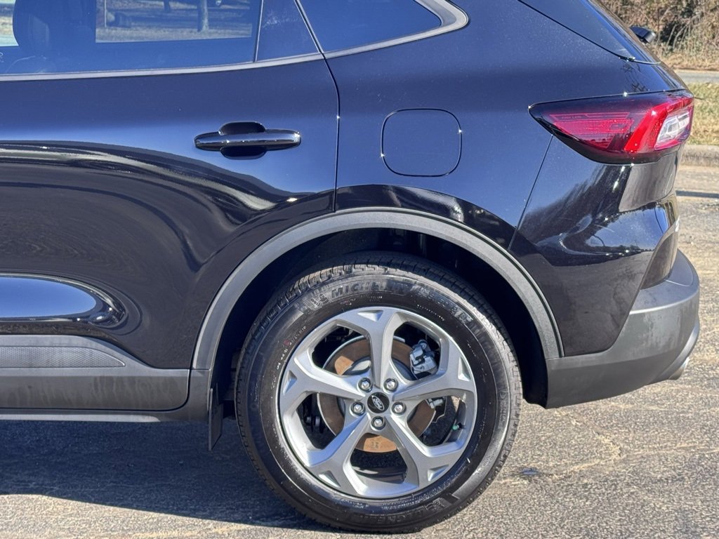 Used 2025 Ford Escape ST-Line Select image 34