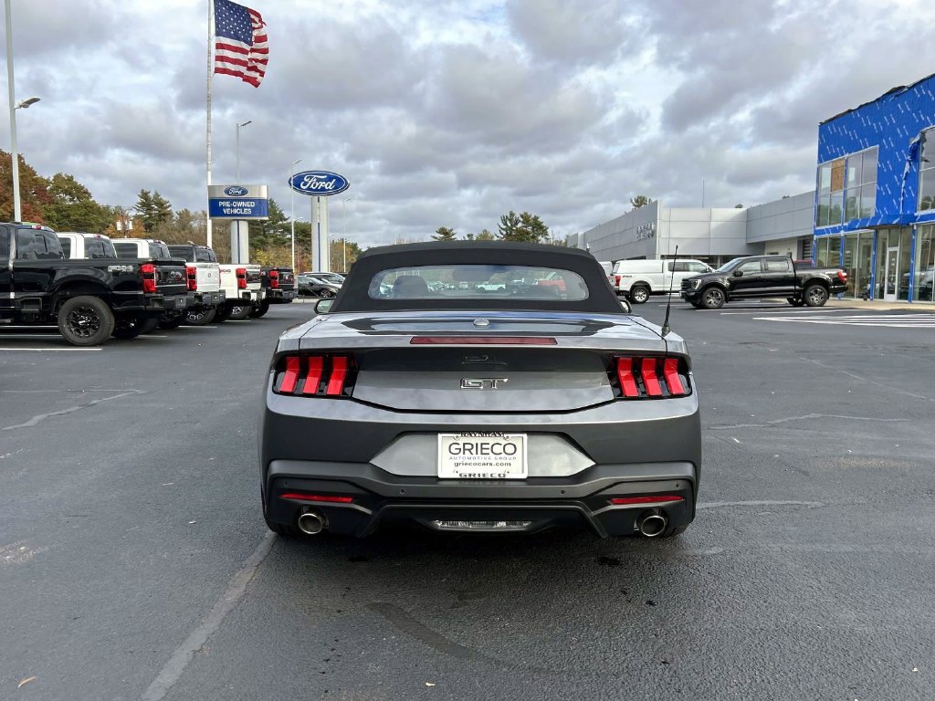 Used 2026 Ford Mustang GT Premium RWD image 4