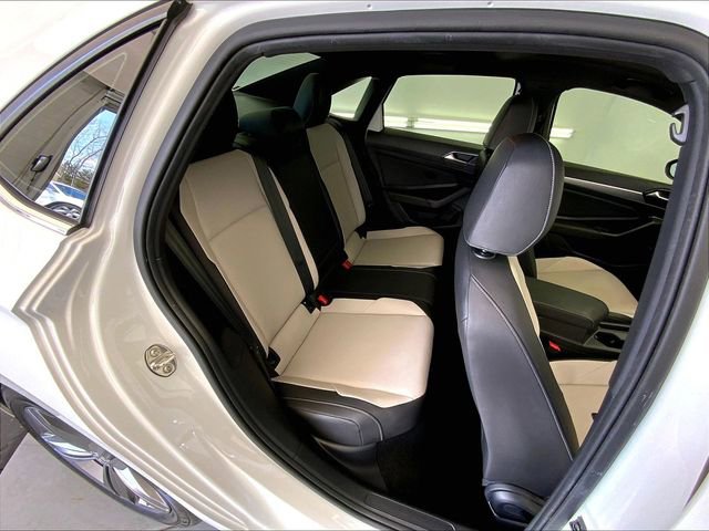 Used 2020 Volkswagen Jetta R-Line w/ R-Line Cold Weather Package image 27
