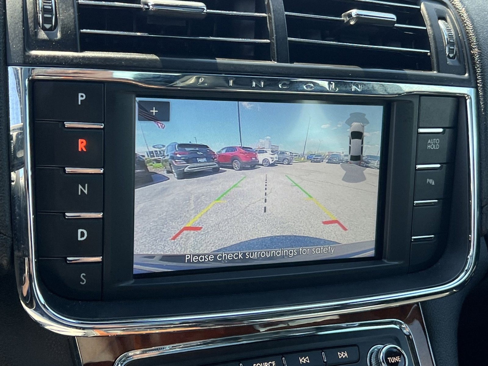 Used 2020 Lincoln Continental AWD w/ Premium Package image 25
