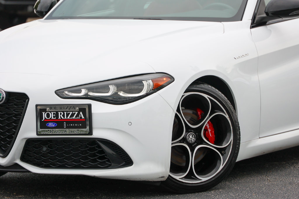 Used 2024 Alfa Romeo Giulia Veloce RWD image 20