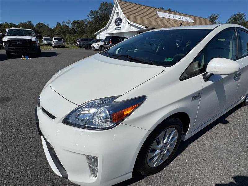 Used 2013 Toyota Prius Prime Plug-In Hybrid image 8