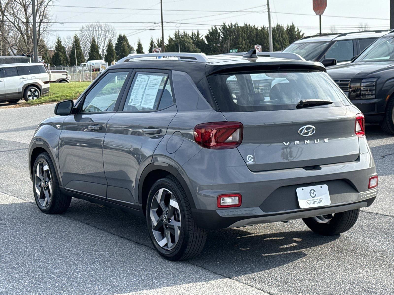 Certified 2022 Hyundai Venue Limited image 26