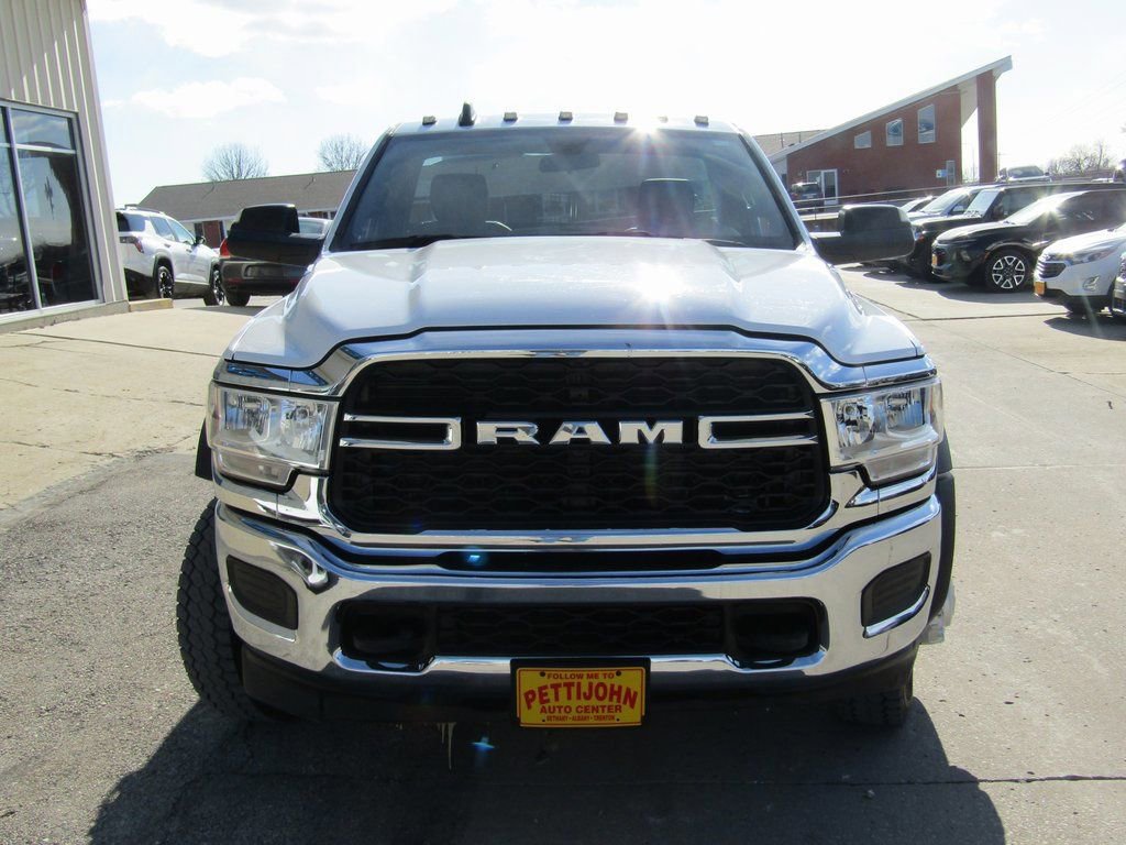 Used 2022 RAM 5500 Tradesman image 13
