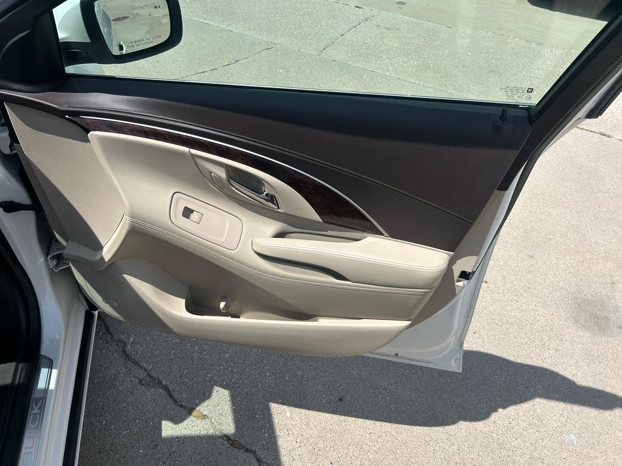 Used 2014 Buick LaCrosse Premium w/ Driver Confidence Package FWD image 16