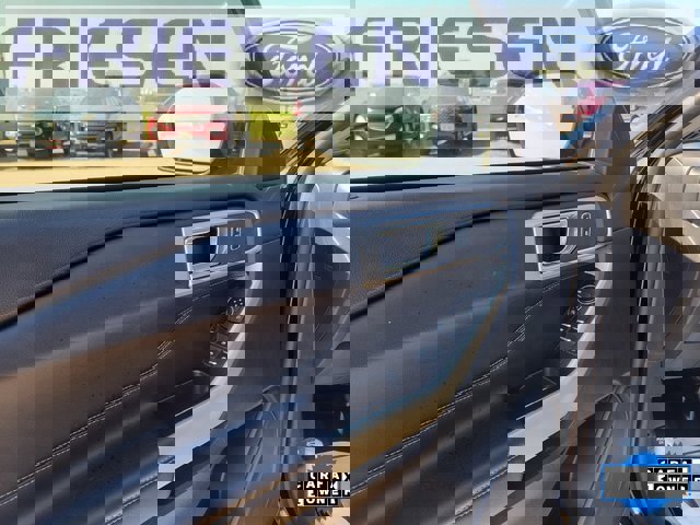 Used 2022 Ford Explorer XLT w/ Equipment Group 202A image 10