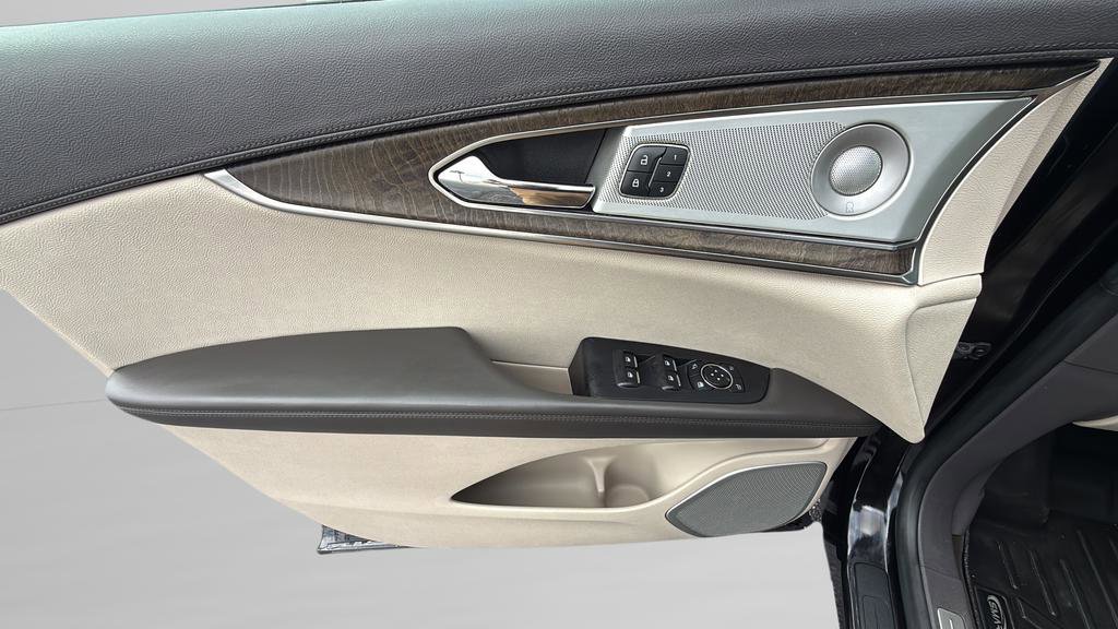 Used 2019 Lincoln Nautilus Reserve w/ Ultimate Package image 14