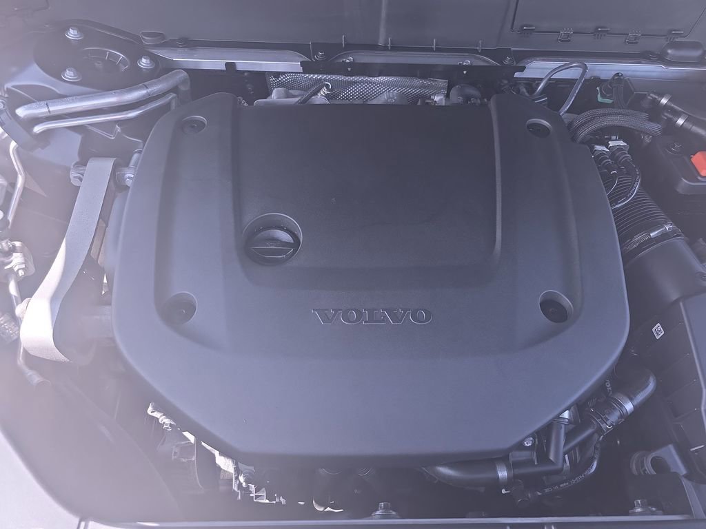 Used 2023 Volvo XC90 B6 Plus w/ Protection Package AWD/4WD image 36