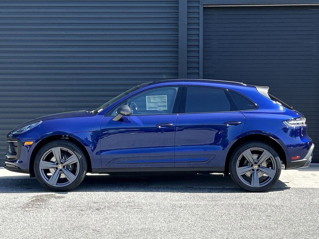Certified 2025 Porsche Macan Turbo image 2